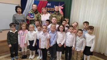 Торжественное открытие «Года защитника Отечества» Торжественное открытие «Года защитника Отечества».